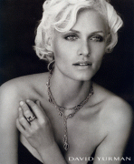 Amber Valletta
