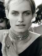Amber Valletta