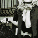 Madonna sexy milf pour Dolce & Gabanna
